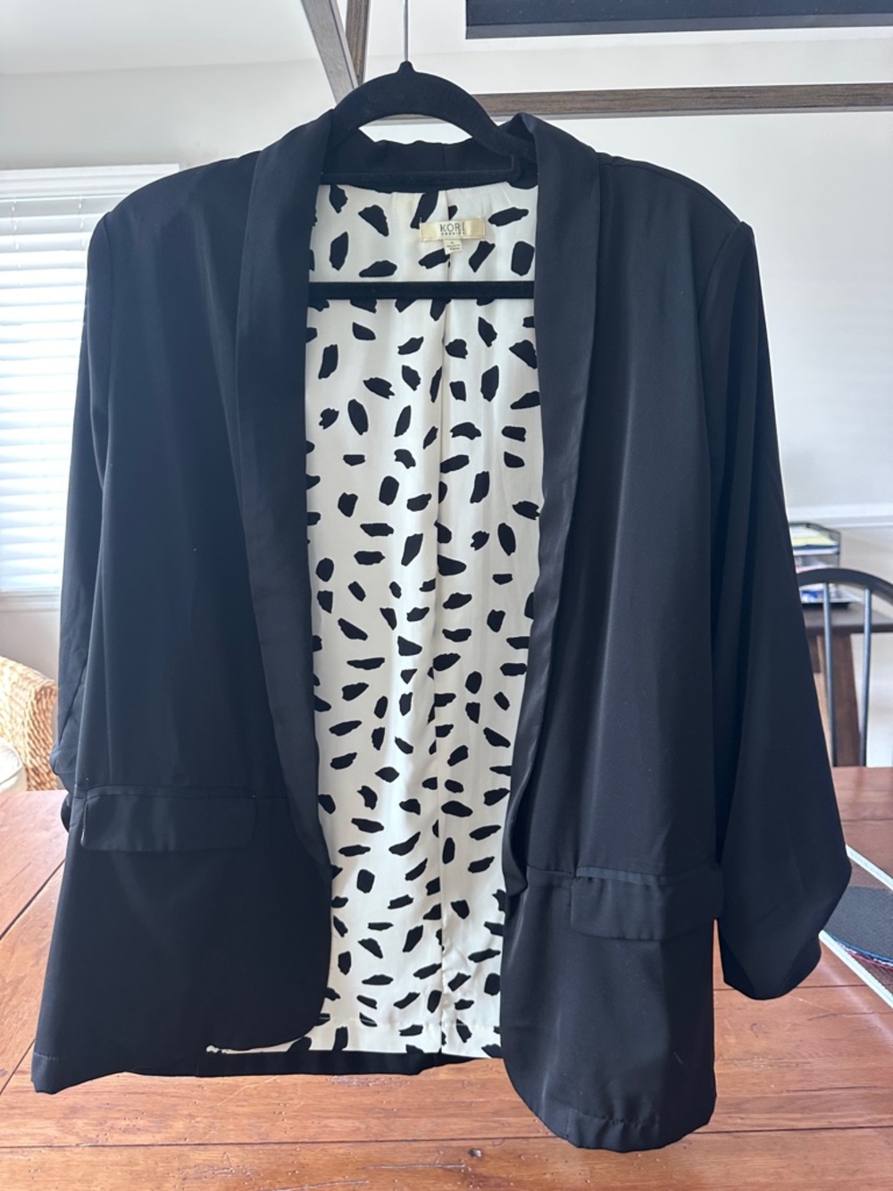Kori Black Open-Front Blazer with Monochrome Patterned Lining